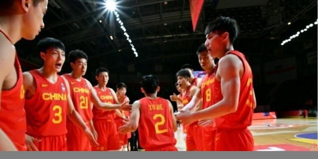 剧集结合;思维连接、;超级脑力等科幻概念，渲染了强烈的科幻悬疑气氛，让人很快就能进入剧情，同时也挖掘了影片中每个人记忆深处不为人知的另一面